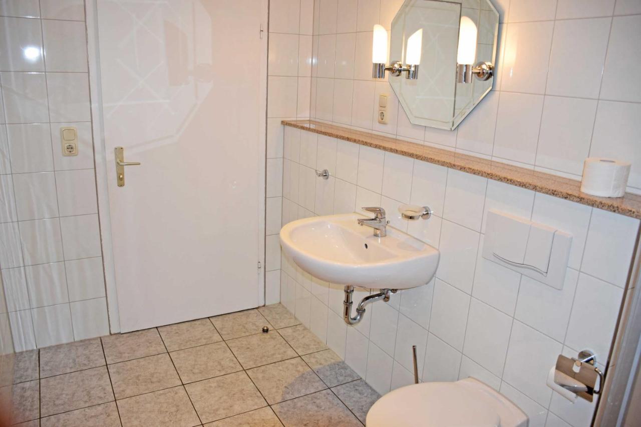 Homestay Ferienwohnung/ Ferienzimmer Asche Aschersleben